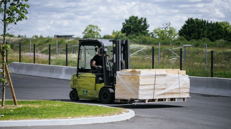 ATELIER POITIERS GL EVENTS TRANSPORT LOGISTIQUE Mahdi ARIDJ