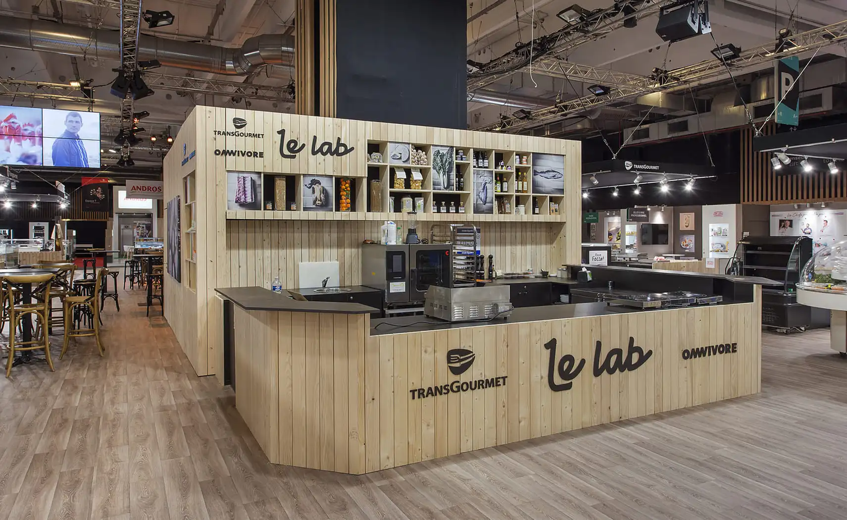 village Transgourmet - corner Le Lab Pierre_et_Gilles